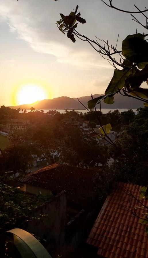 Solaris Hostel อิลญาเบลา ภายนอก รูปภาพ